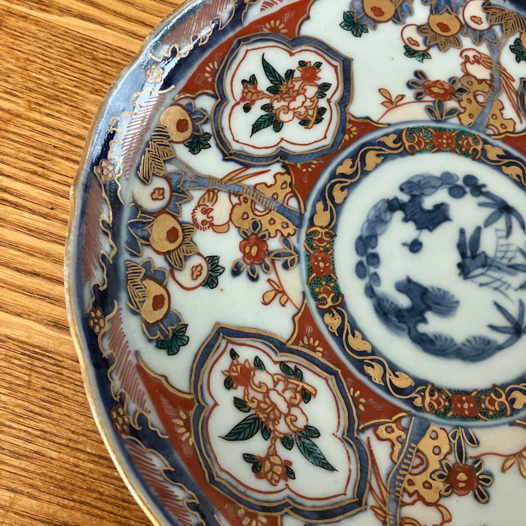 大聖寺伊万里　色絵　草花文　輪花型　七寸皿