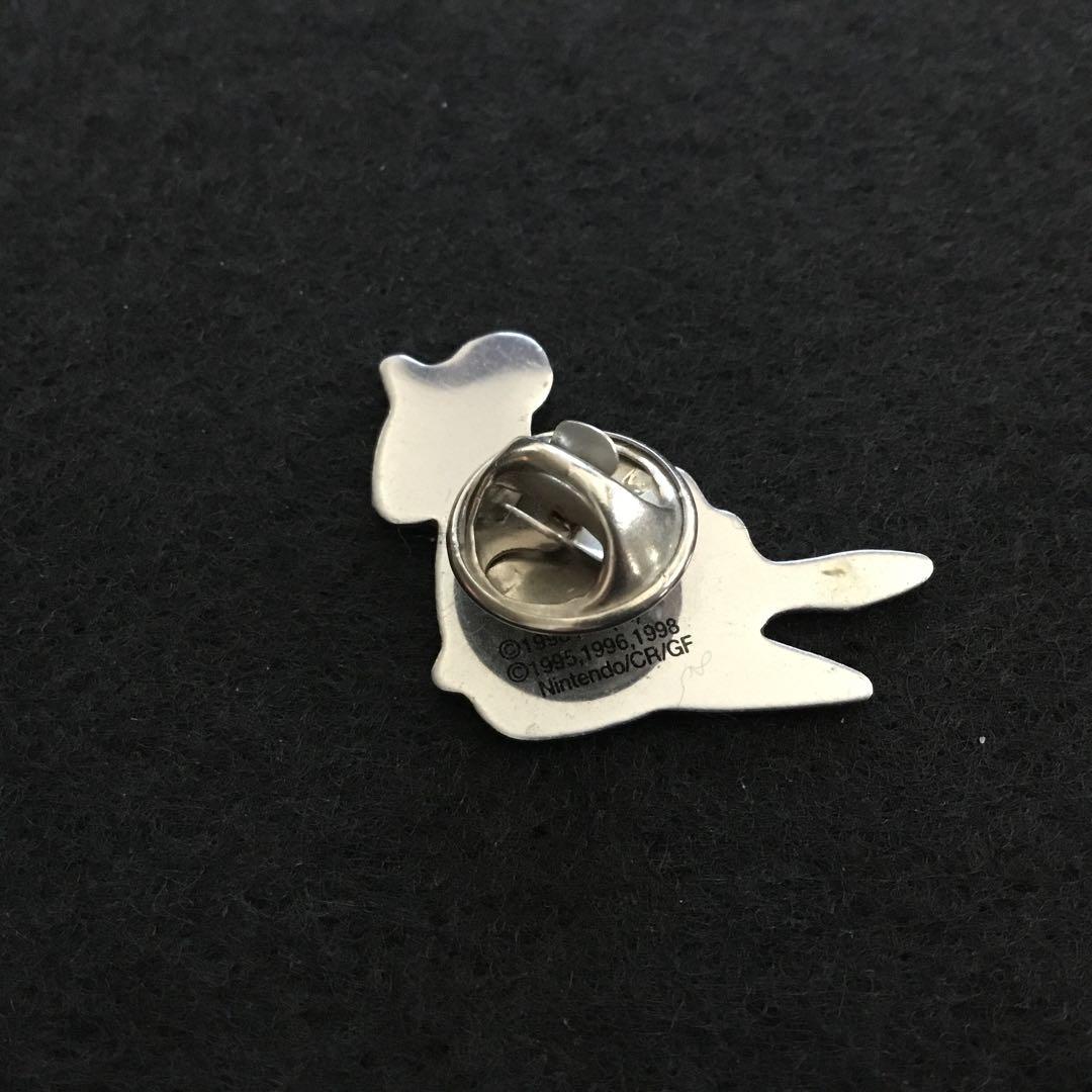 ピカチュウ・ヒノアラシ・ラプラス ピンバッジとカビゴンのペットボトルカバー