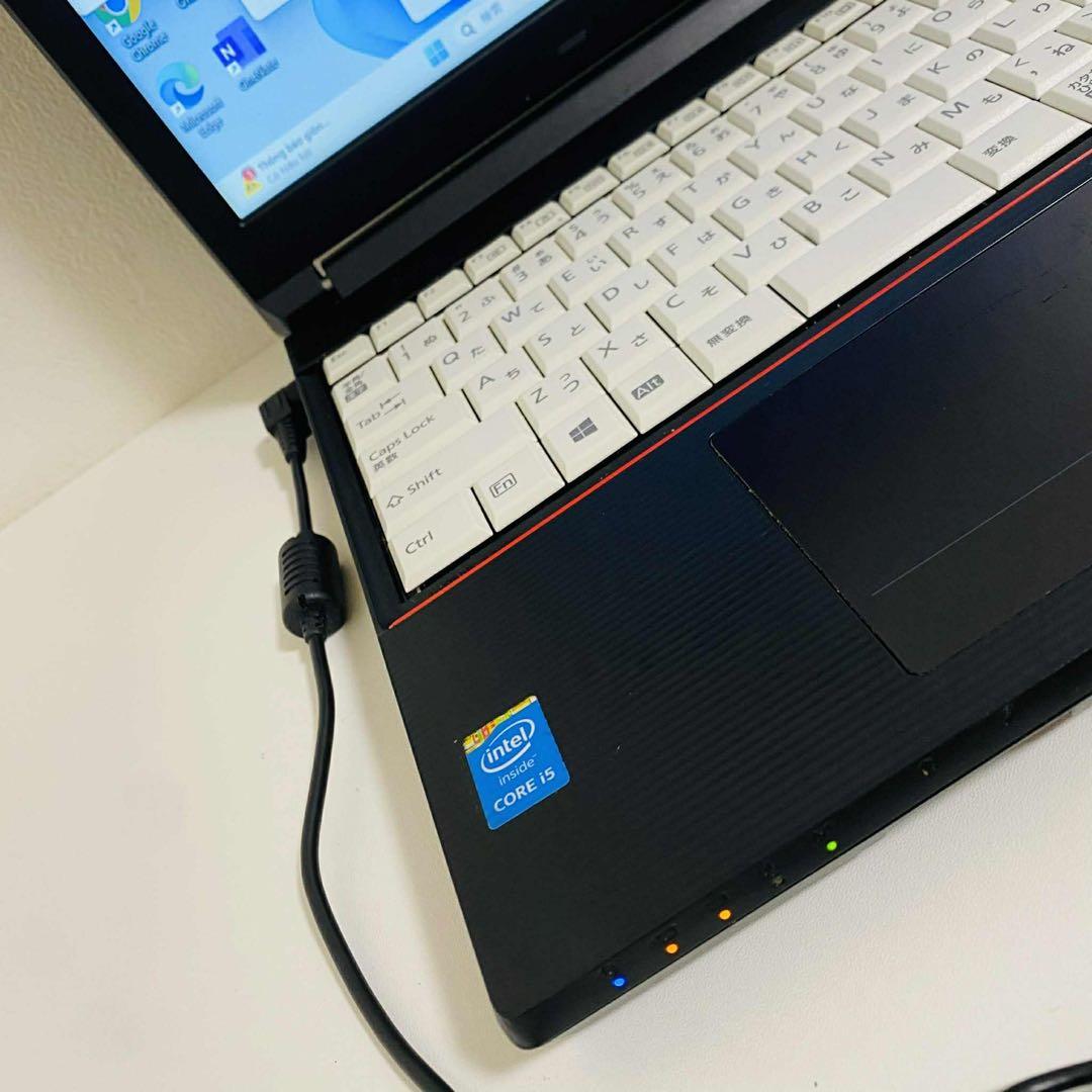 Y133 Fujitsuノートパソコンi5 SSD高速Windows11オフィス