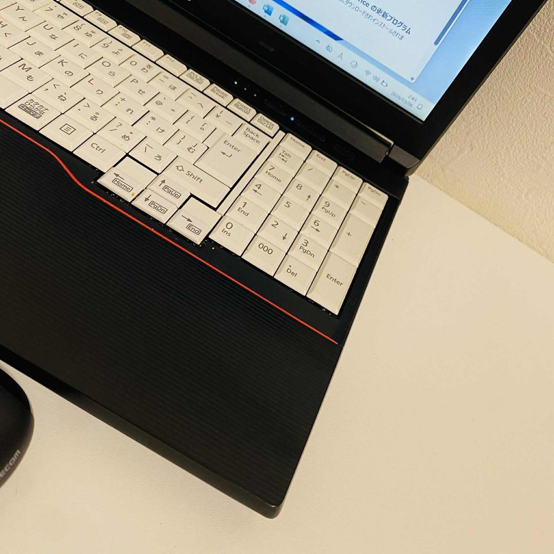 Y133 Fujitsuノートパソコンi5 SSD高速Windows11オフィス