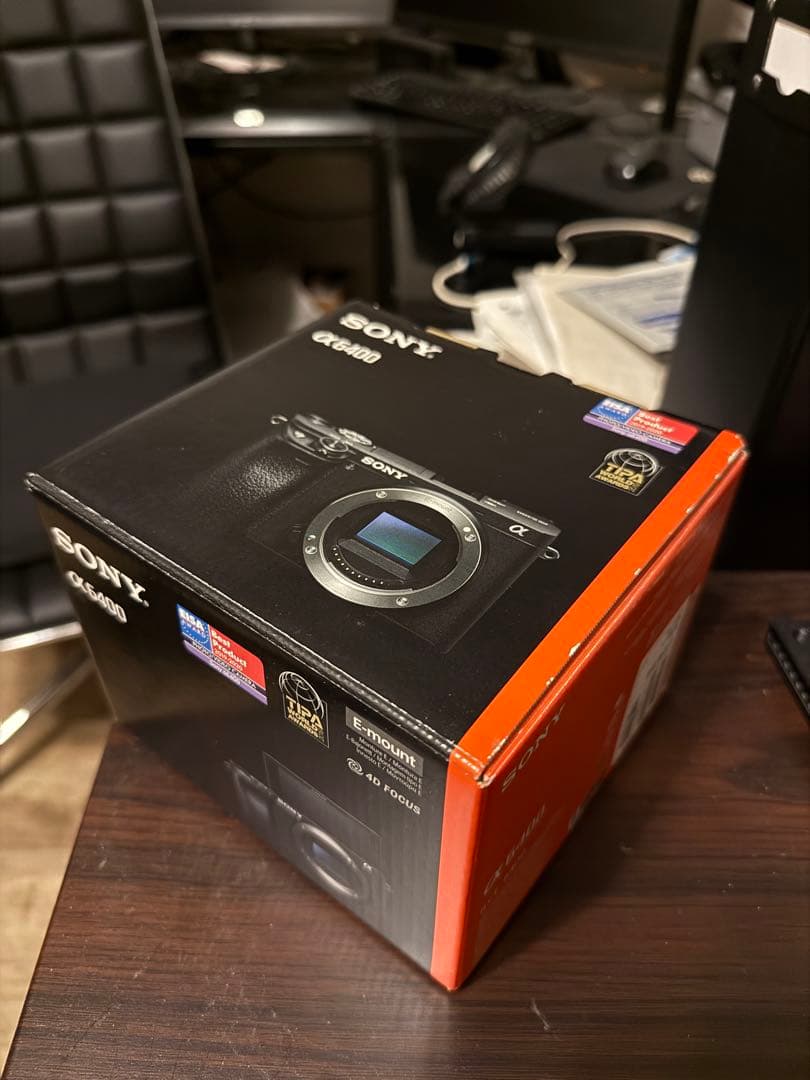 SONY α6400 ボディ ブラック＋16-50mmレンズ＋専用ケージ