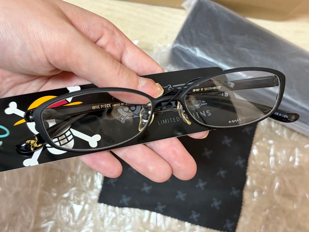 JINS ONEPIECEコラボ メガネ 麦わらの一味