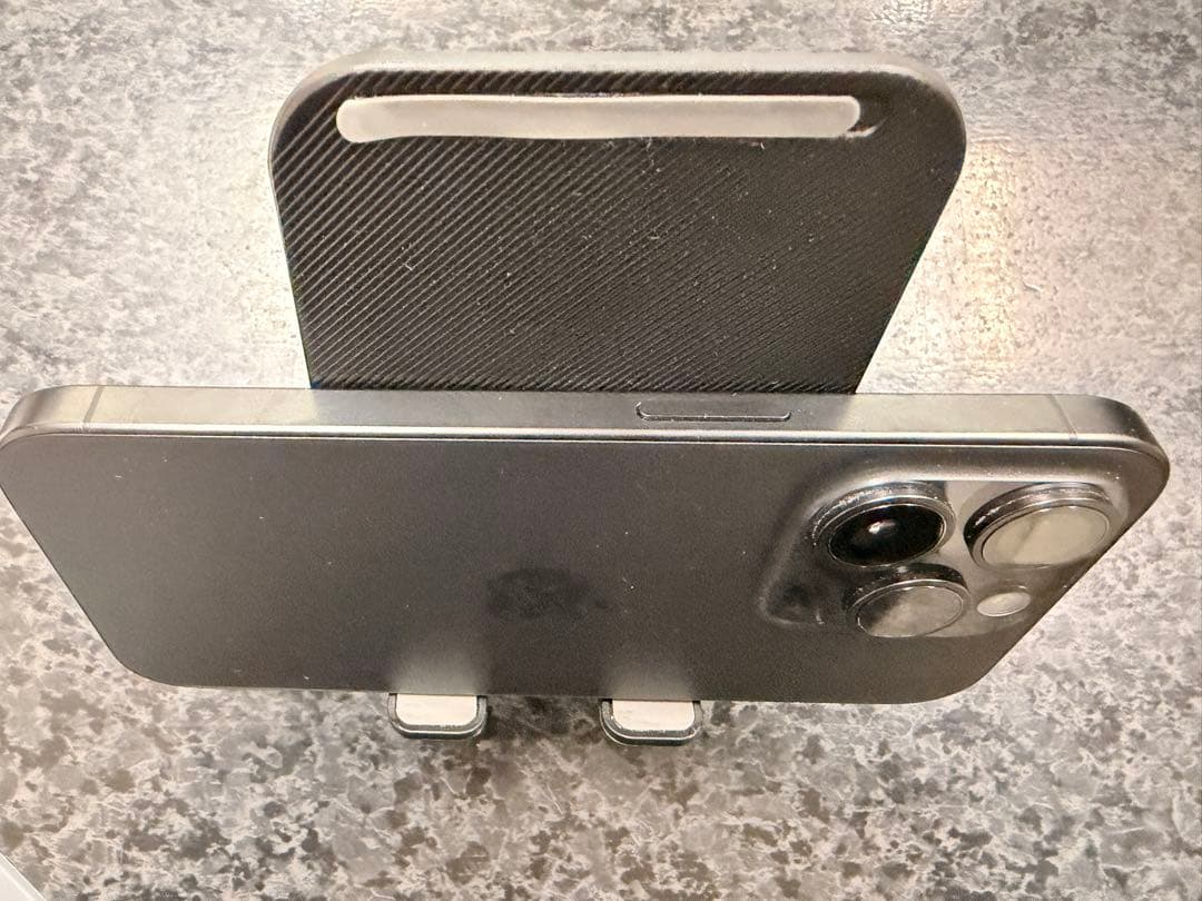 iPhone15Pro 256GBブラック bat100% 超美品 残債なし