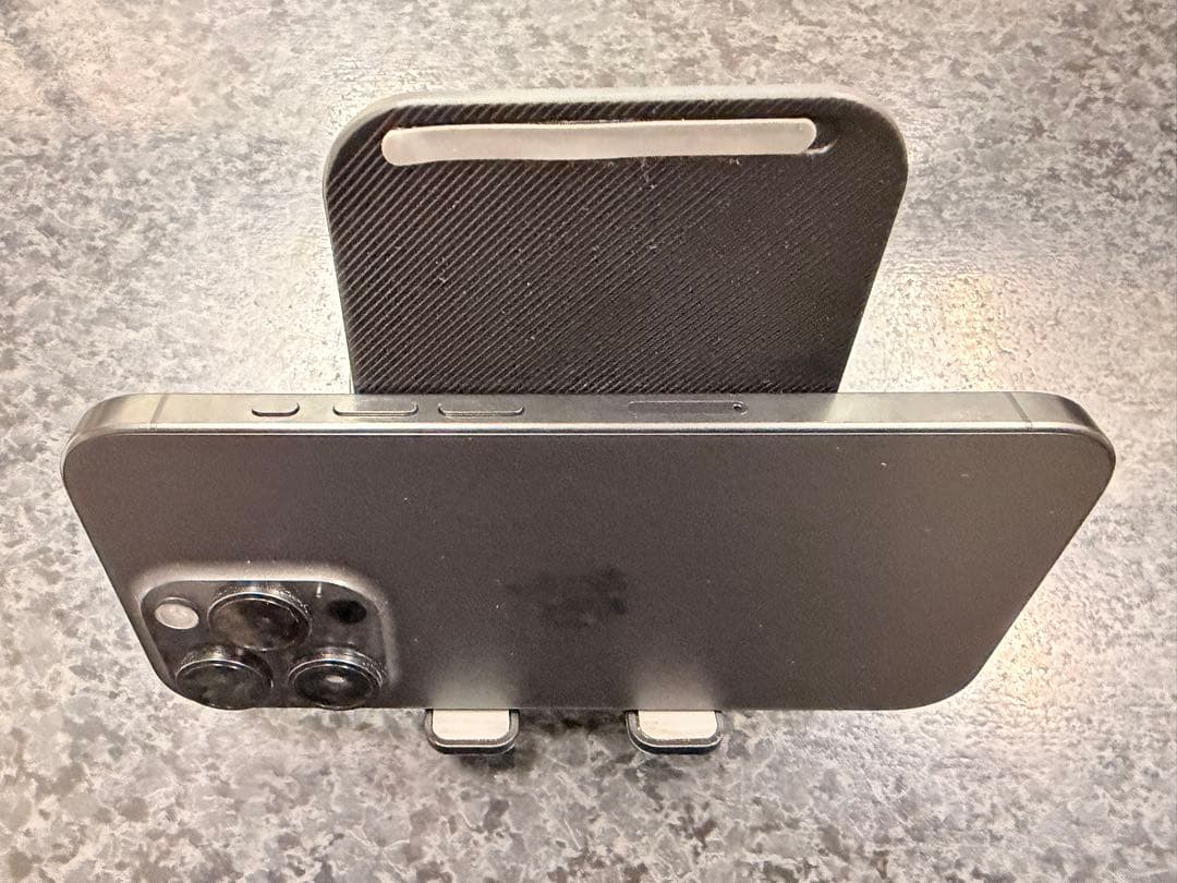 iPhone15Pro 256GBブラック bat100% 超美品 残債なし