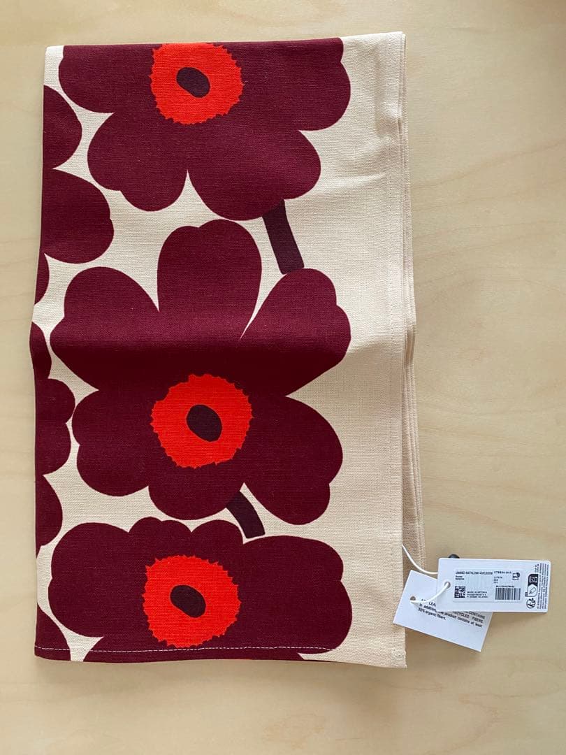 マリメッコ　新品　Unikko テーブルランナー