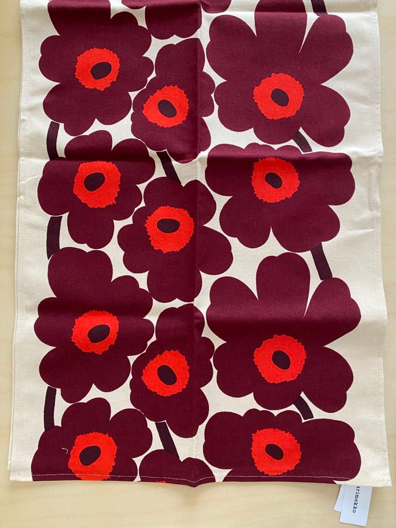 マリメッコ　新品　Unikko テーブルランナー