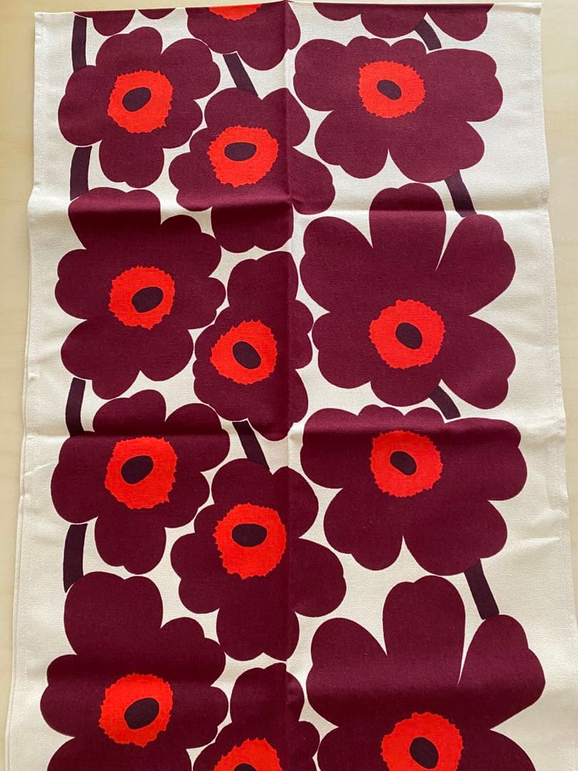 マリメッコ　新品　Unikko テーブルランナー