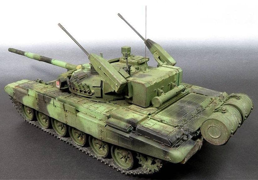 1/35 T-72M2 MODERNA 完成品
