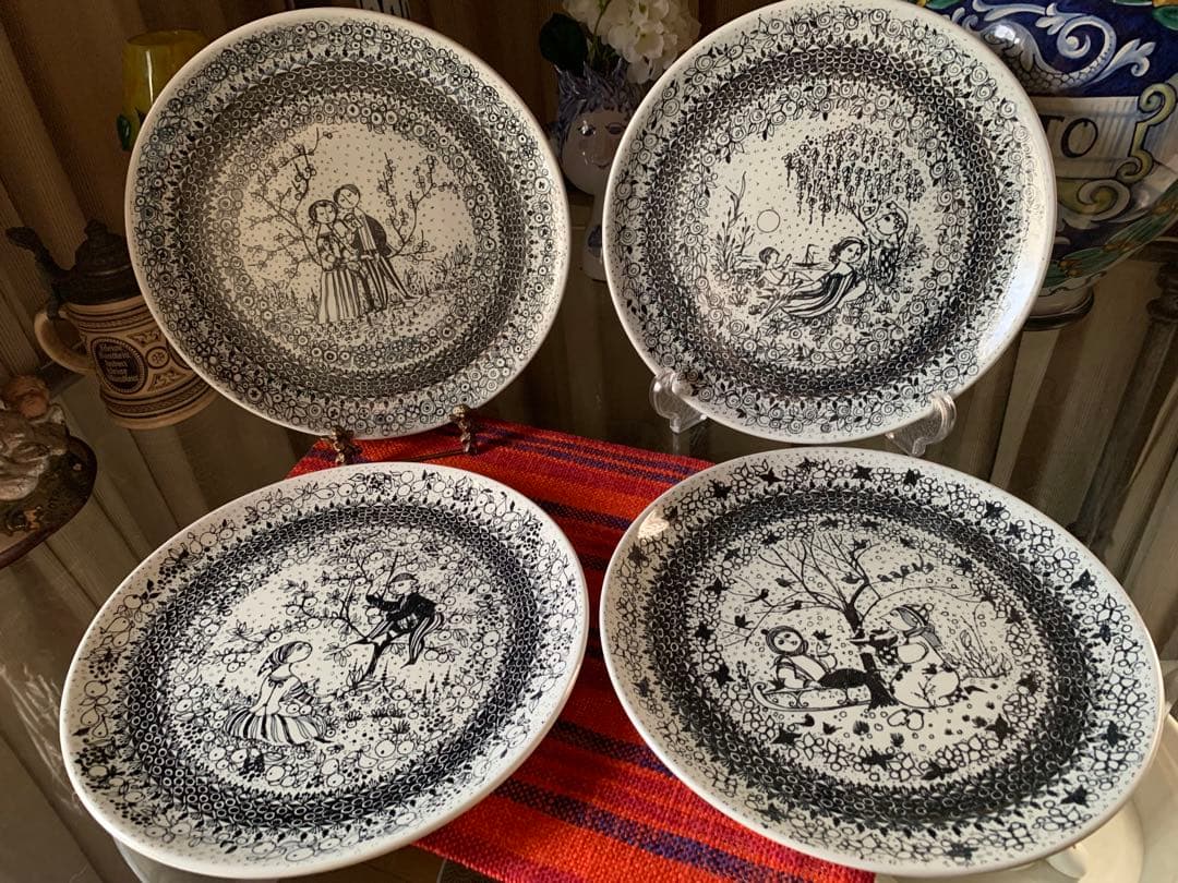 ビヨンヴィンブラッド　中型ビンテージレアな四季の4枚セット！美品です！