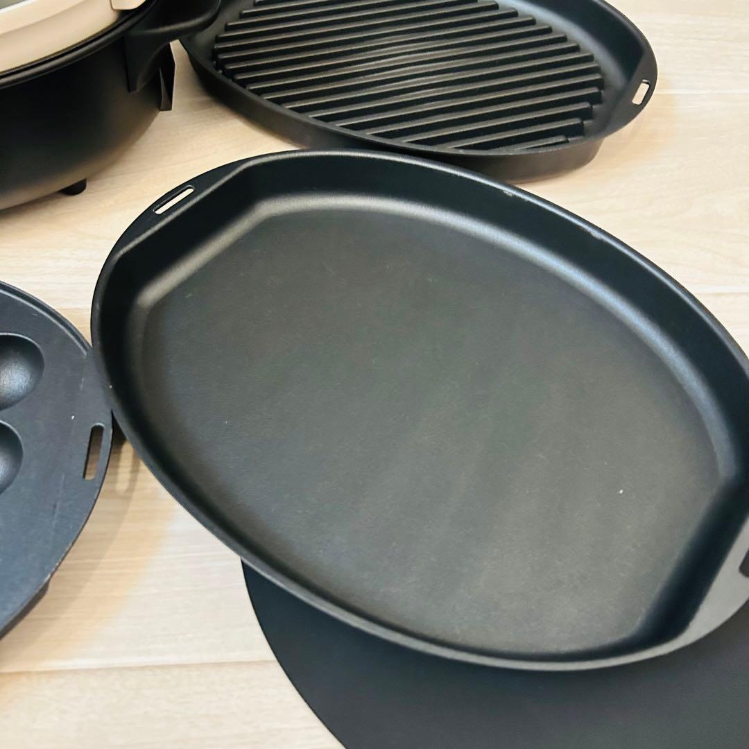 かりんママ様BRUNO　オーバルホットプレートBOE053　４種類のプレート、鍋