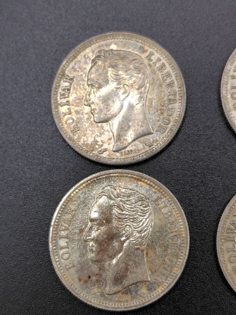 ベネズエラ　1ボリバル銀貨 4枚　No.374　銀貨　旧硬貨
