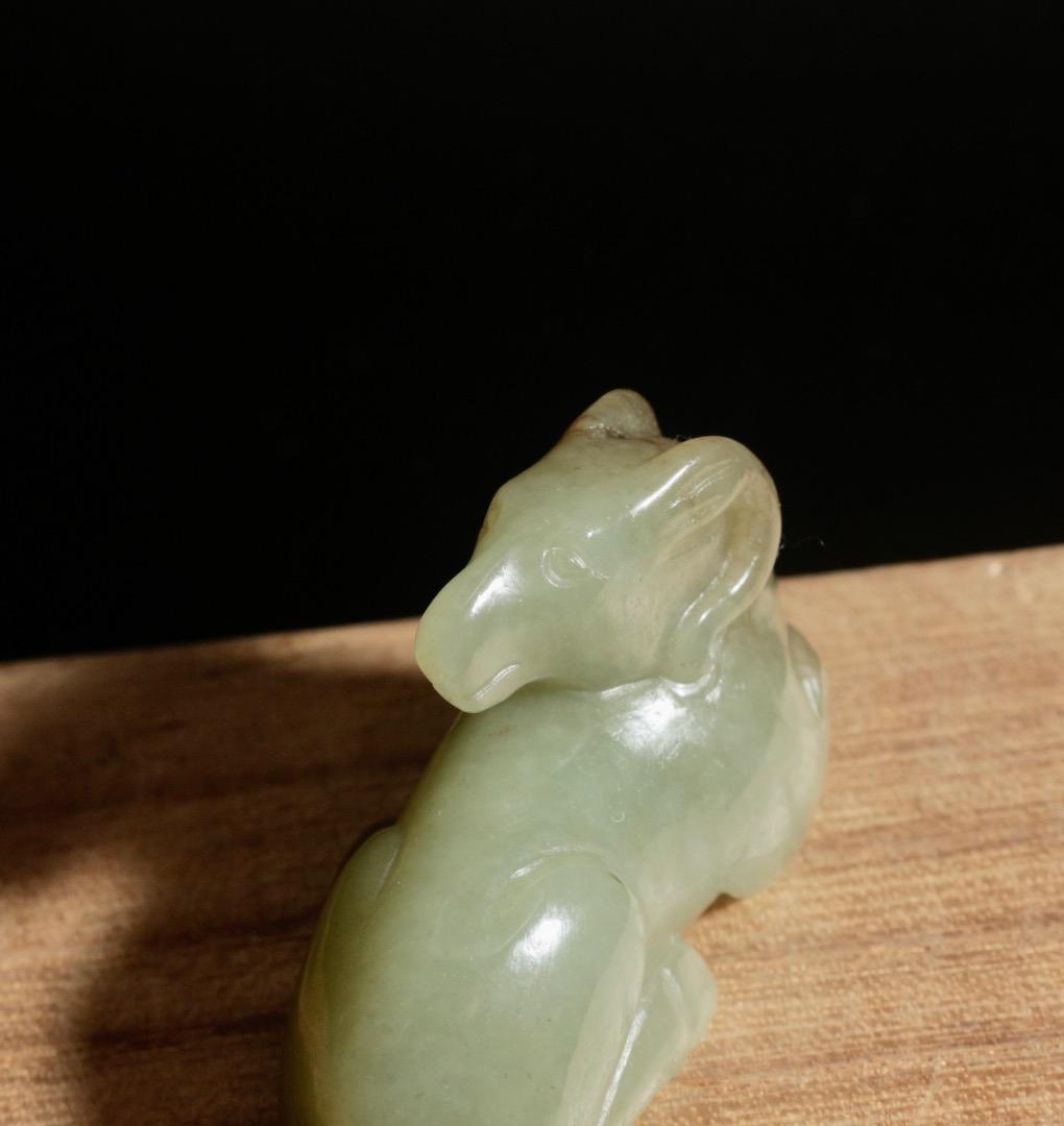 中古 和田玉 臥羊彫刻 玉置物 青白玉 羊形小品 C1A230