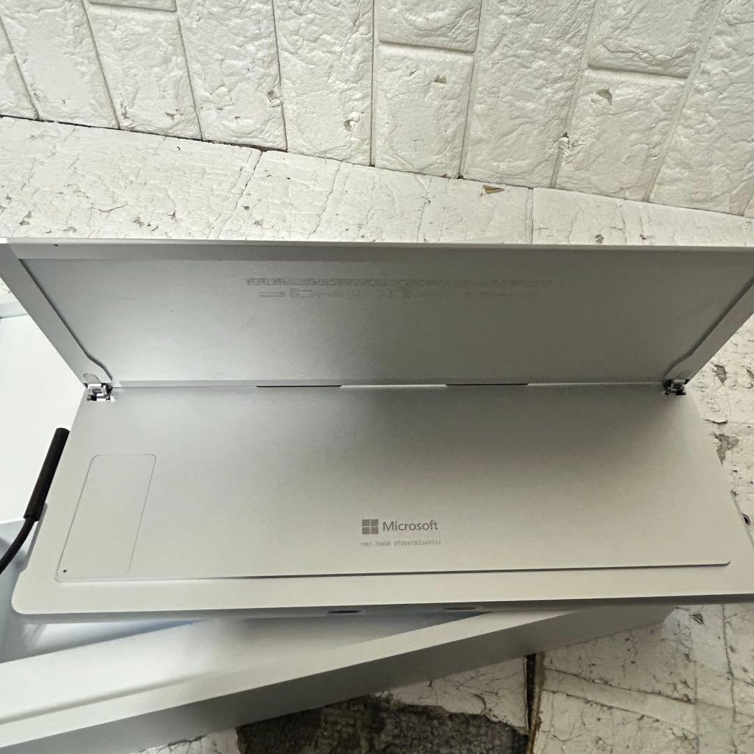 Microsoft Surface Pro8 + ペン2、キーボード　256GB