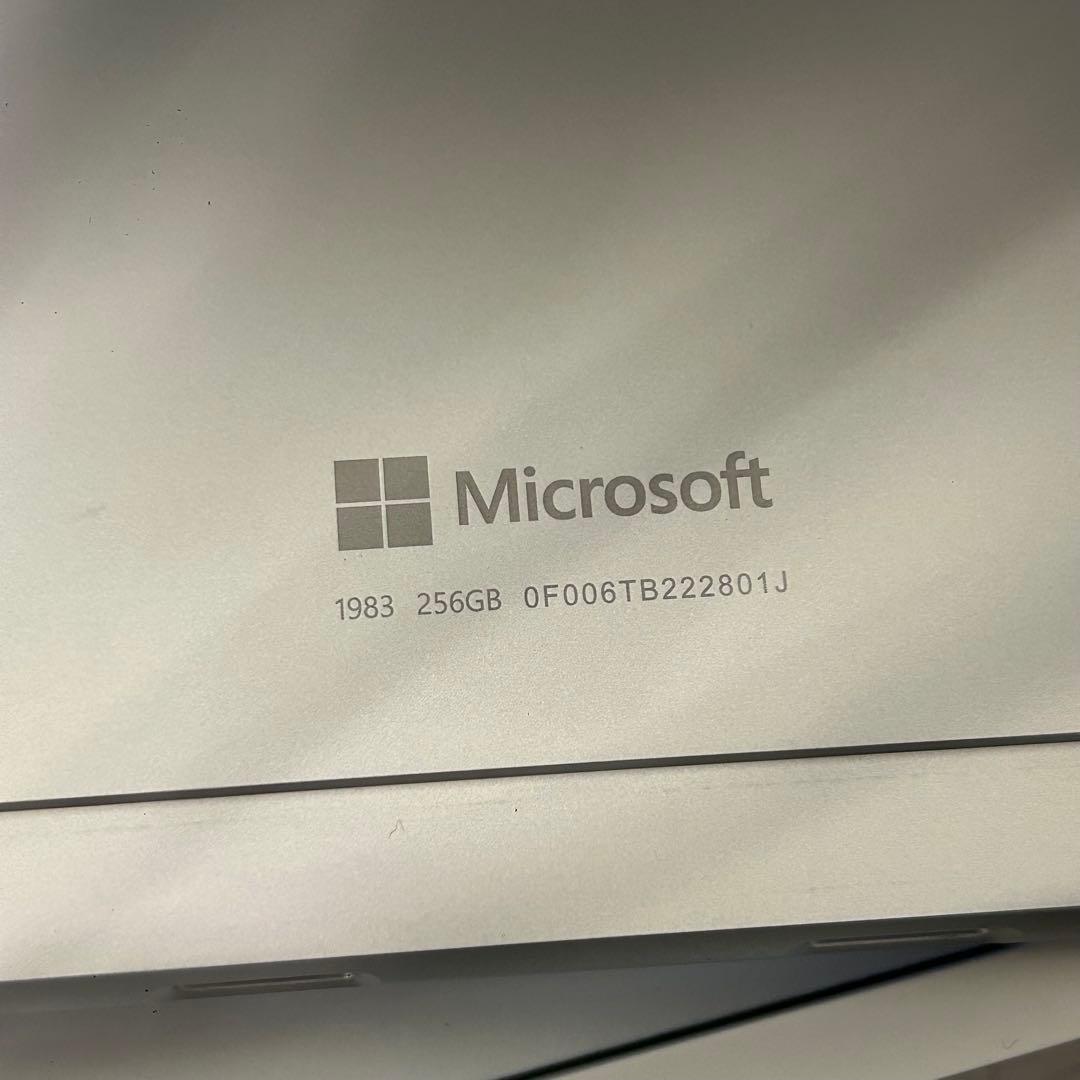 Microsoft Surface Pro8 + ペン2、キーボード　256GB