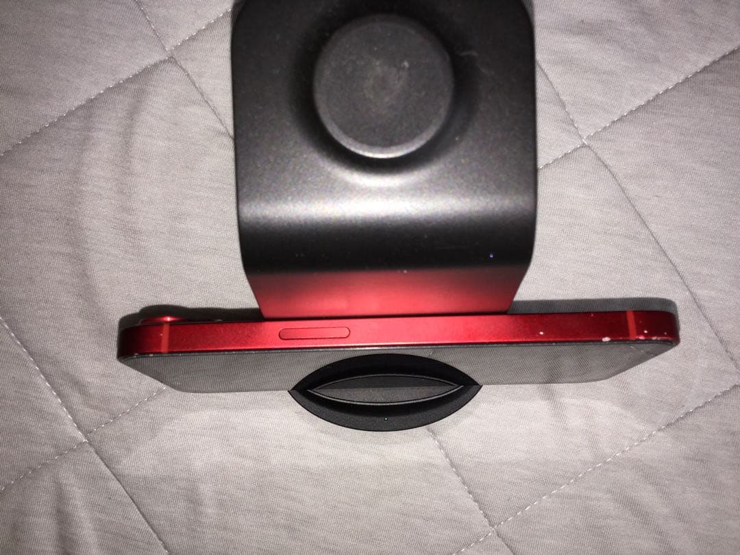 iPhone13無印256GBとMacBookとiPod touch