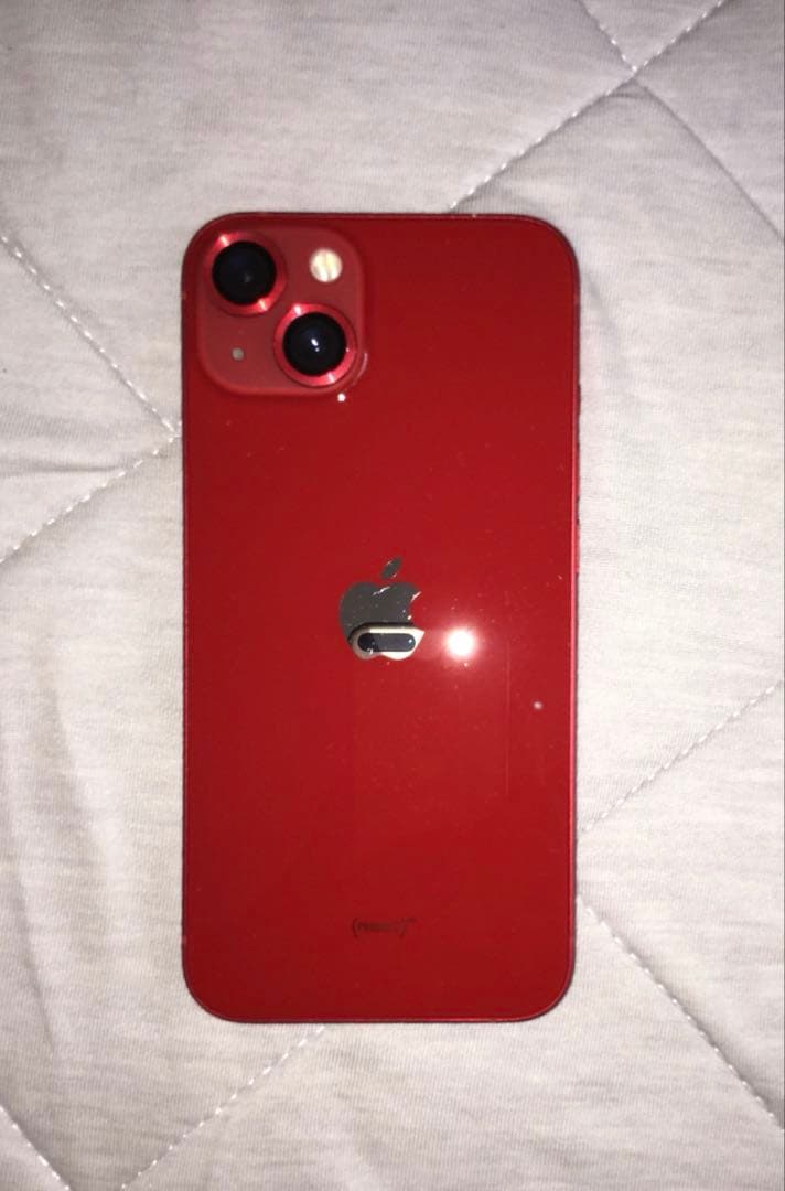 iPhone13無印256GBとMacBookとiPod touch