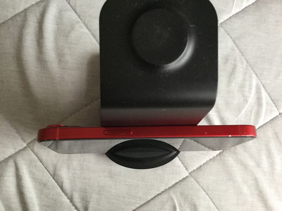 iPhone13無印256GBとMacBookとiPod touch