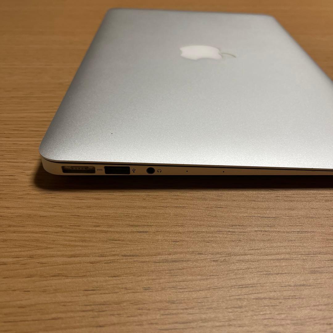 【動作確認済】Apple MacBook Air 11インチ おまけ付き