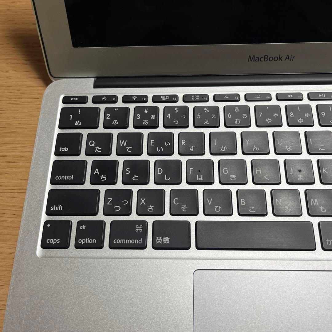 【動作確認済】Apple MacBook Air 11インチ おまけ付き