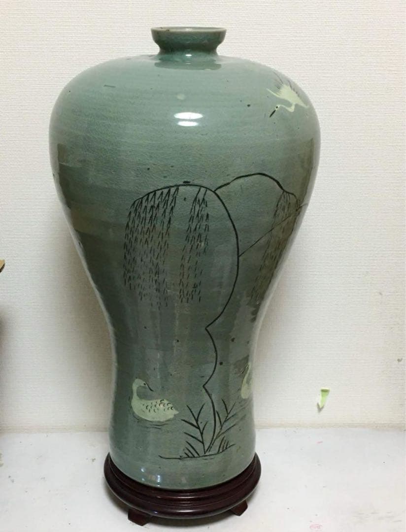 李朝　大珍品　緑色の陶器製花瓶 水辺の風景骨董品保証