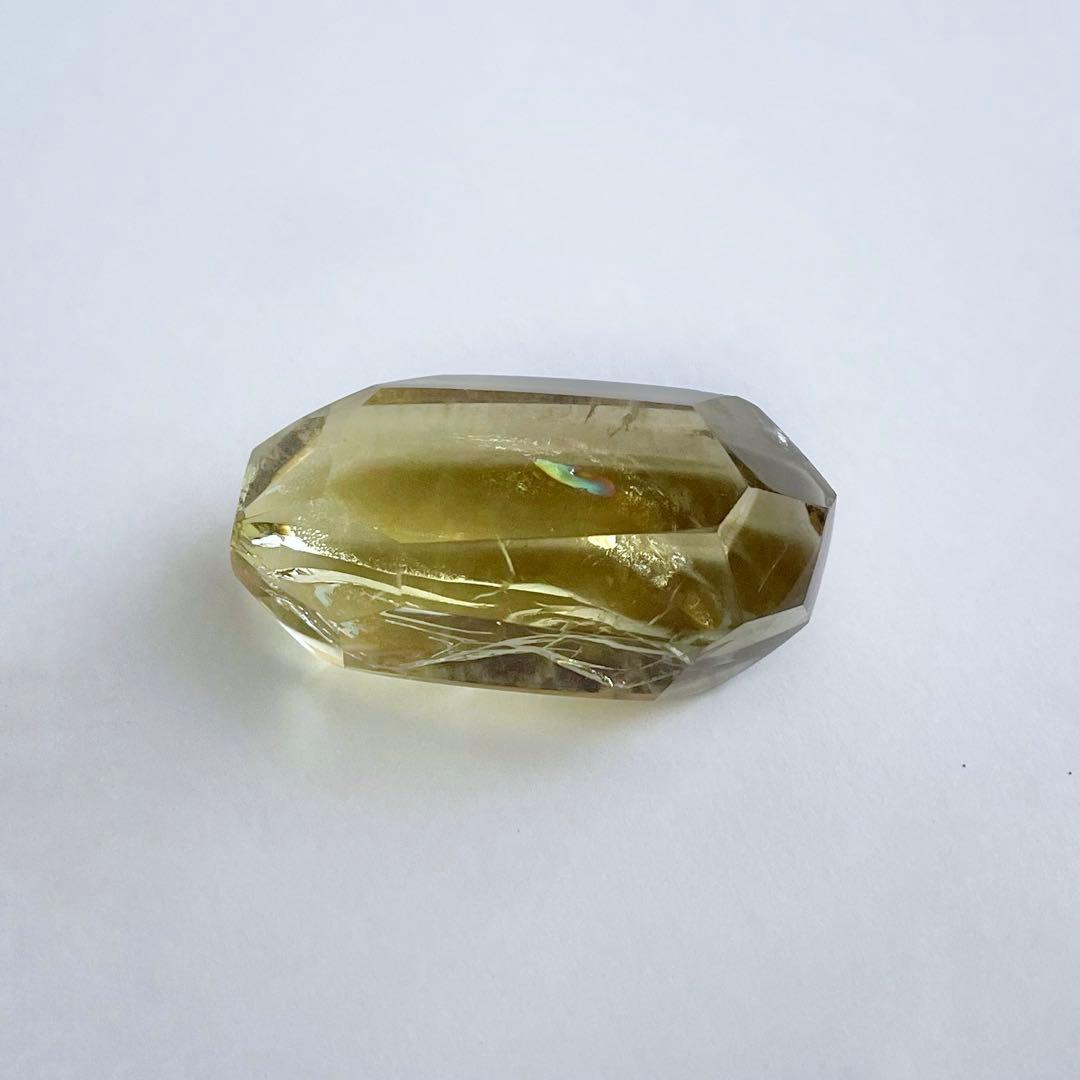 虹入りシトリン