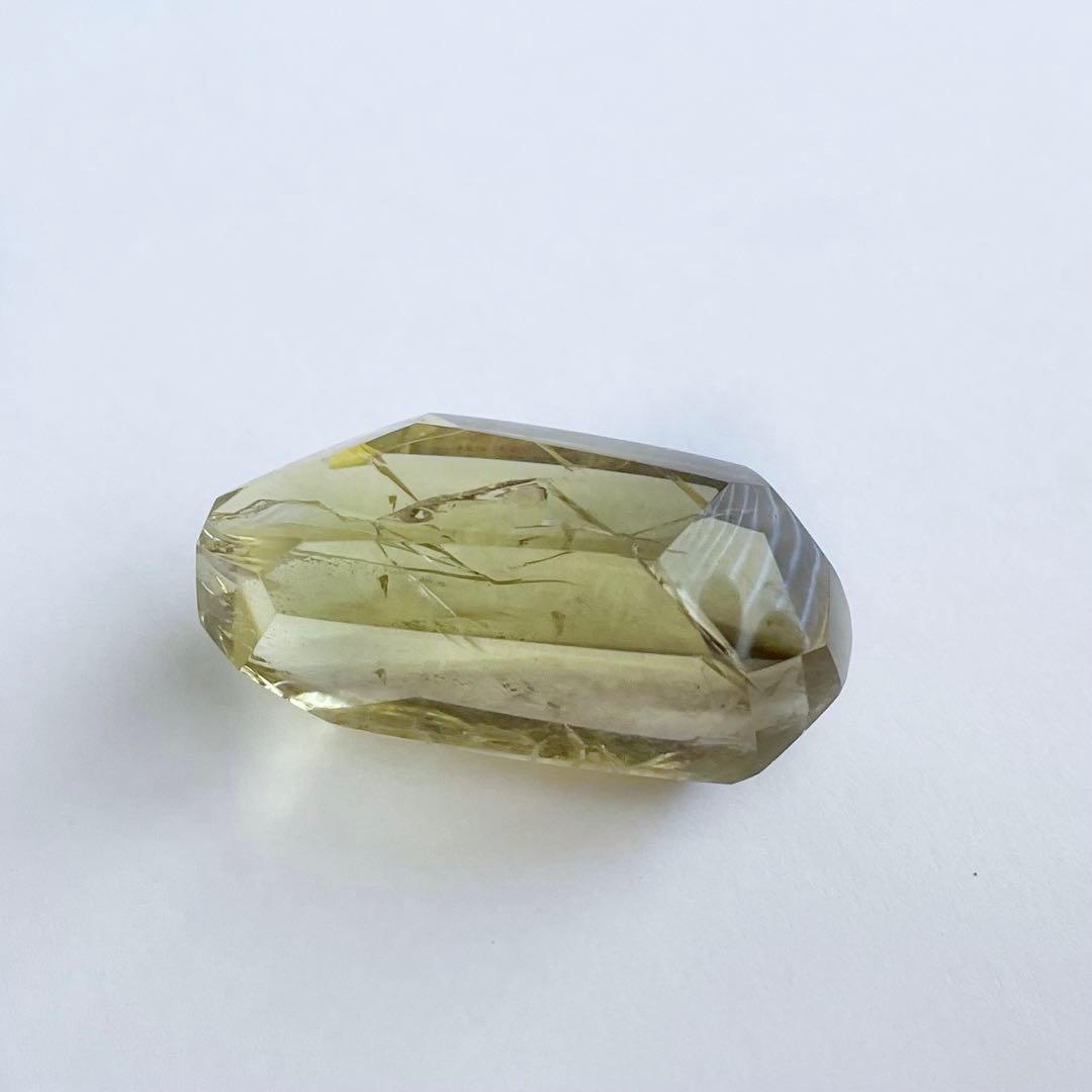 虹入りシトリン