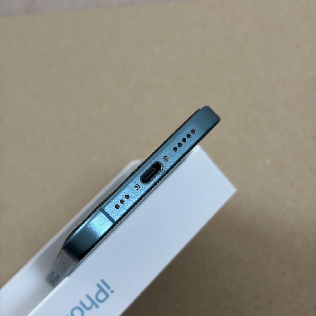 【iOS18.7.2】iPhone16 512GB ティール SIMフリー