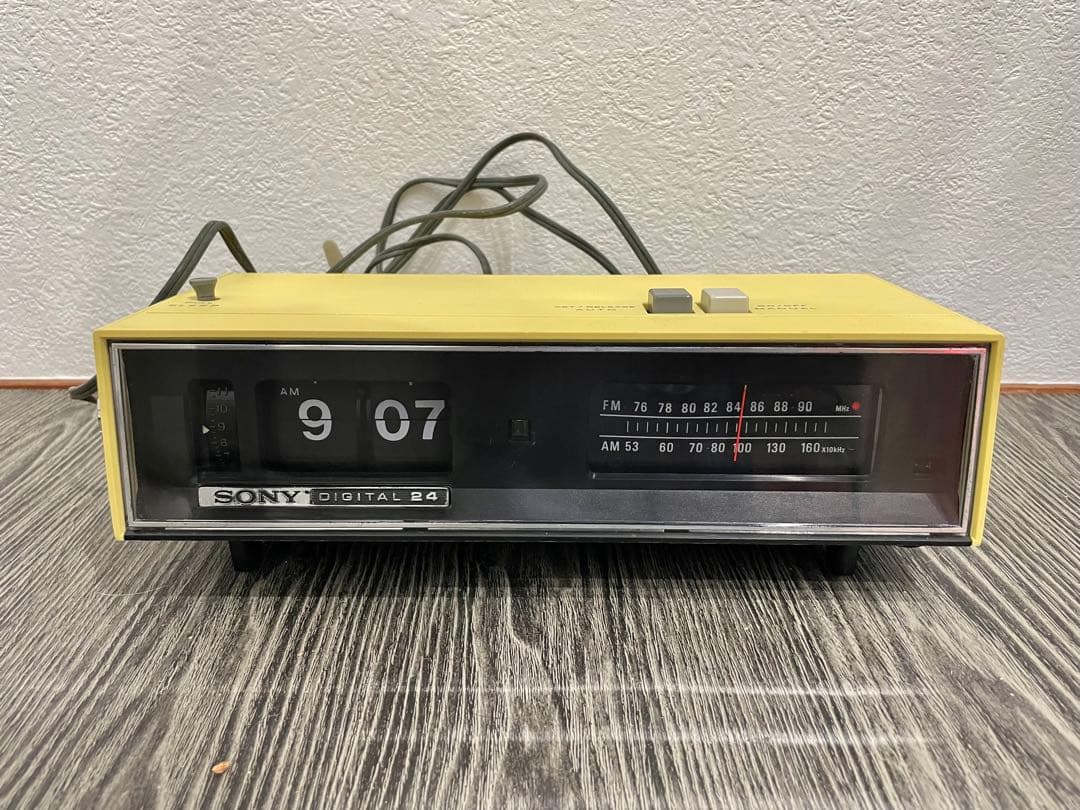 SONY パタパタ時計 レトロラジオ 稼働品 AM/FM 8CF-59F