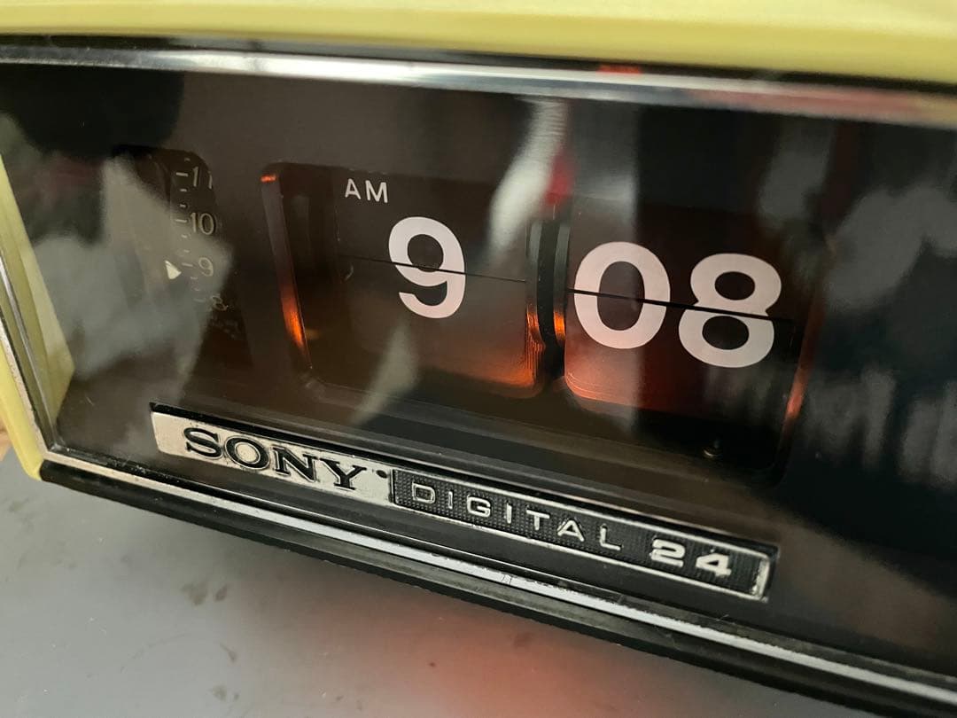 SONY パタパタ時計 レトロラジオ 稼働品 AM/FM 8CF-59F