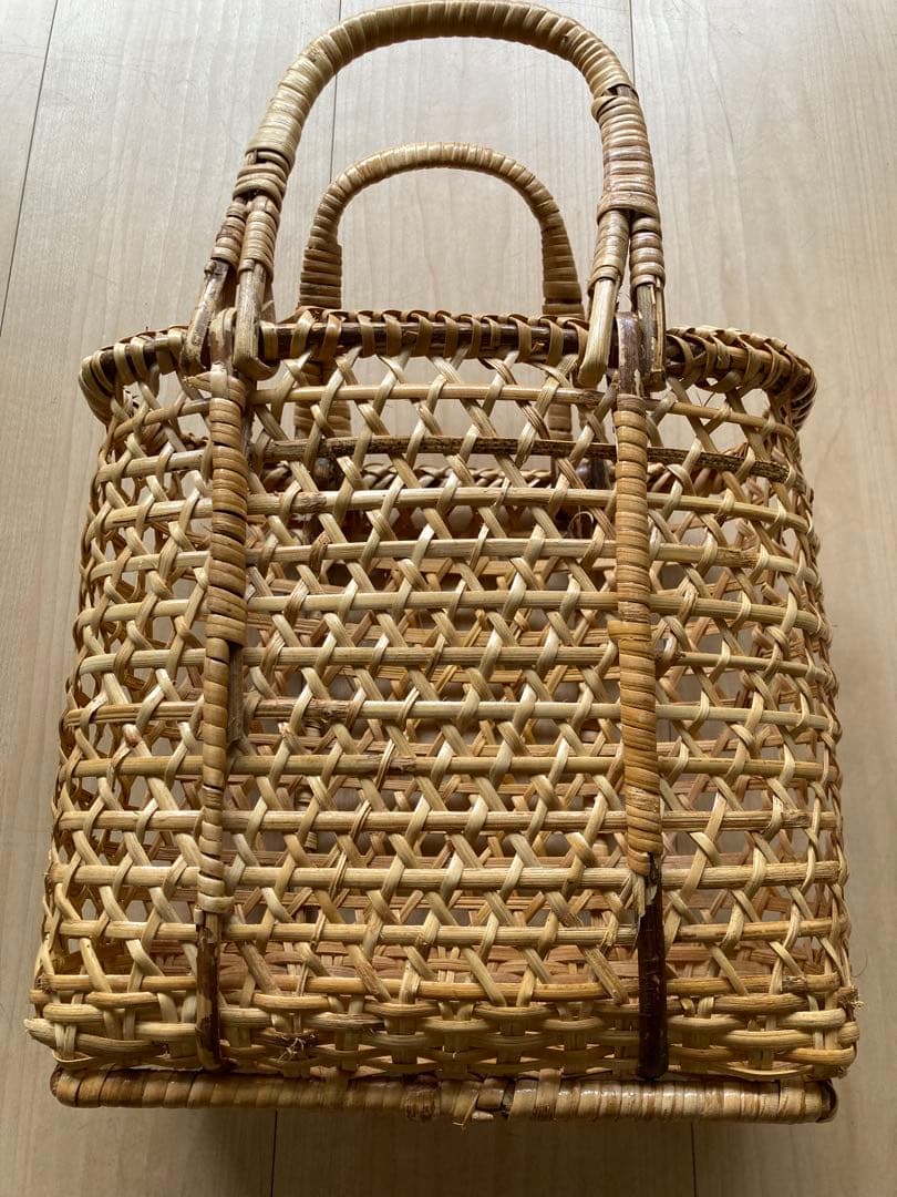 タイ伝統手編み 竹のかごバッグ　天然素材