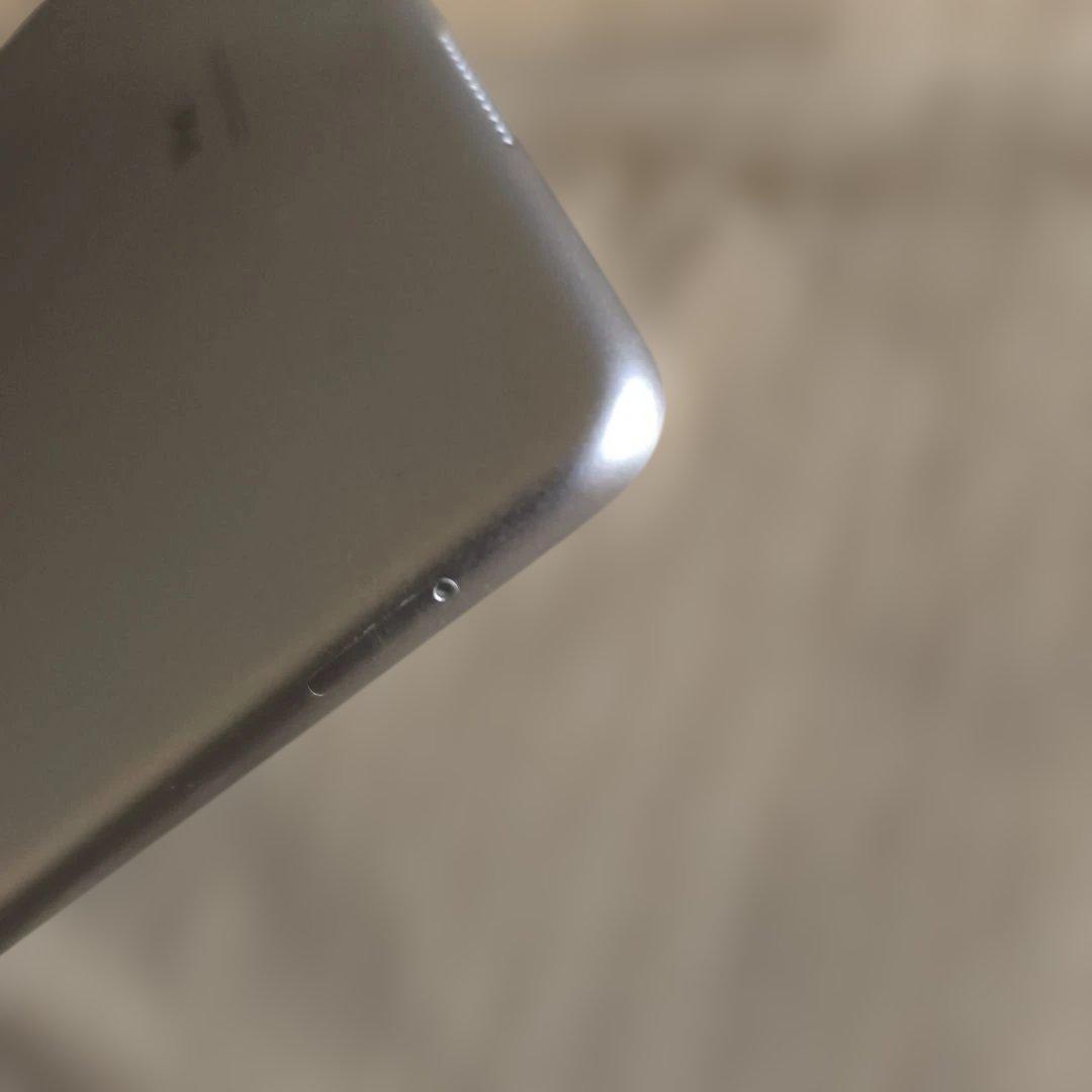 ま*こ様 iPad Air第3世代/64GBWi-Fi＋Cellularモデル