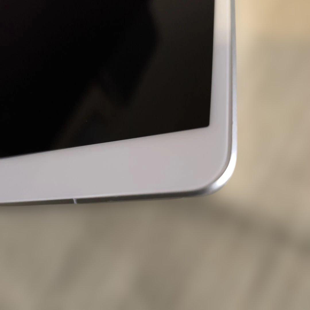 ま*こ様 iPad Air第3世代/64GBWi-Fi＋Cellularモデル