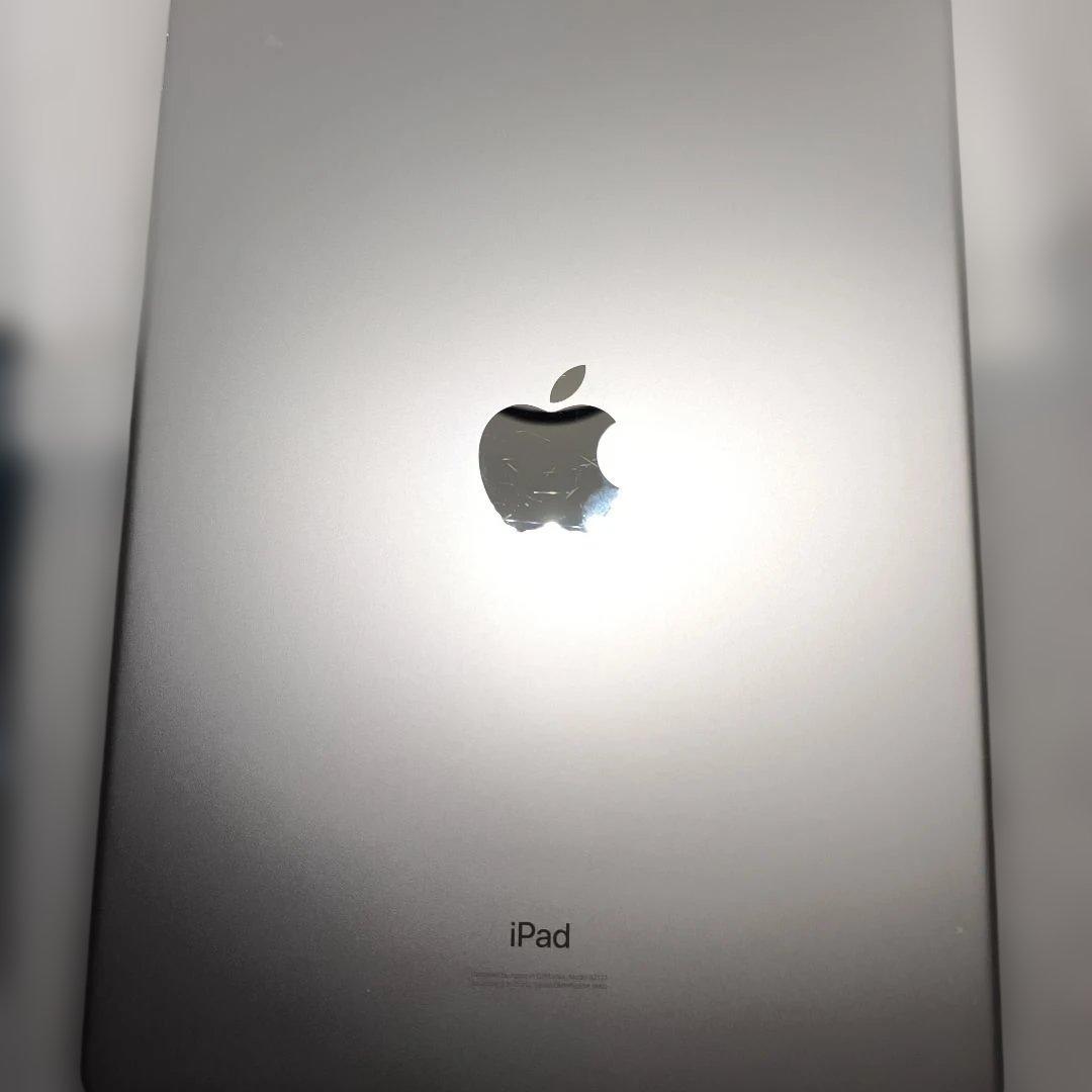 ま*こ様 iPad Air第3世代/64GBWi-Fi＋Cellularモデル