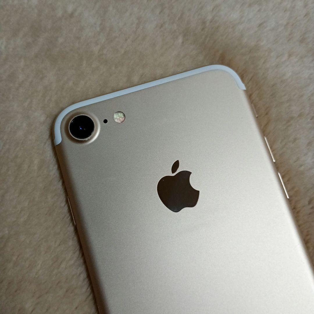 iPhone7　32GB　SIMフリー　ゴールド