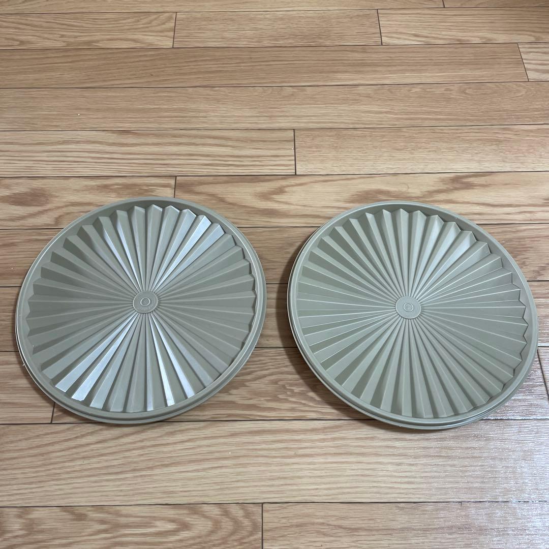 ☆タッパーウェア❗️マキシクィーンデコレーター.ナッツベージュカラー2個セット❗️