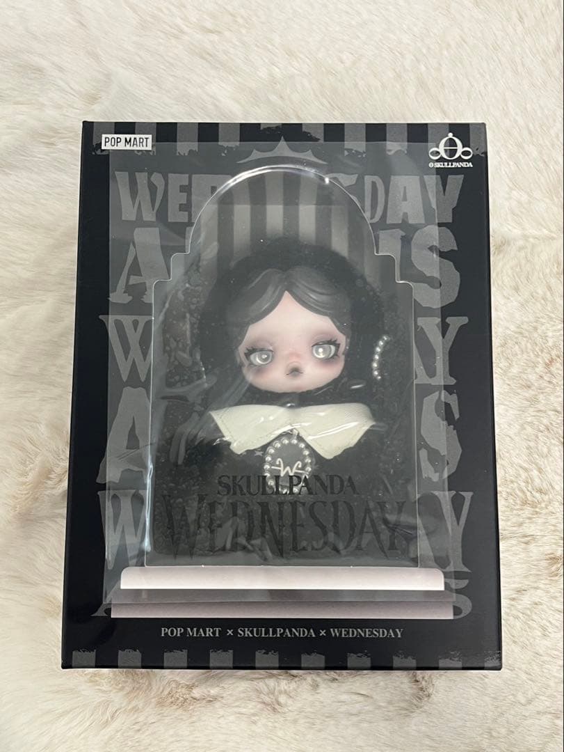 POPMART SKULLPANDA Wednesday NY限定スカルパンダ②