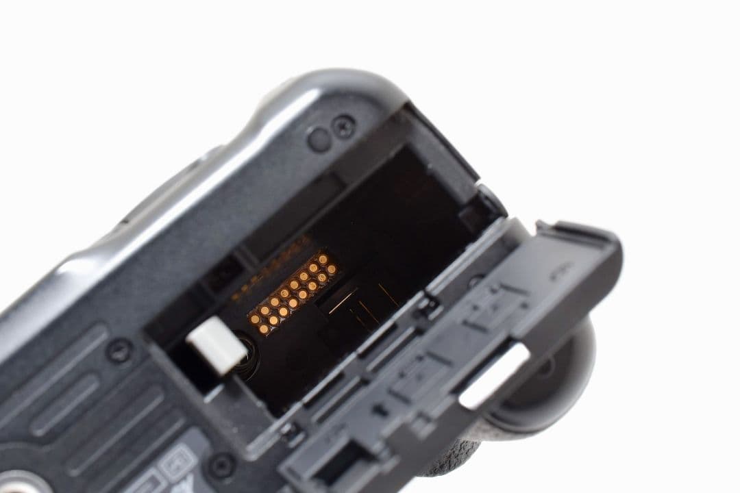 一眼レフデビューに✨美品✨キヤノン EOS KissX4✨標準レンズセット✨軽量