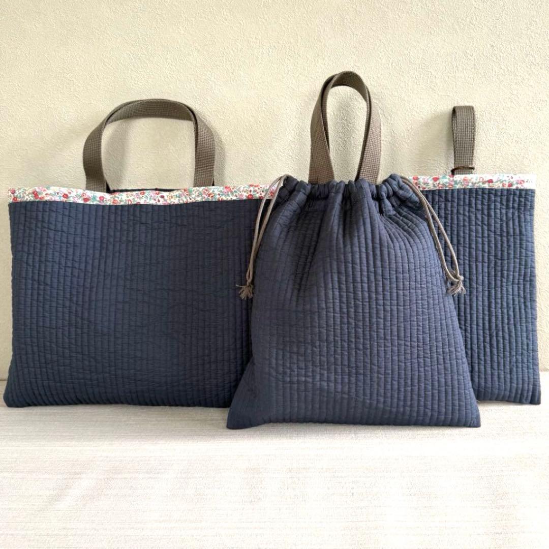 ヌビ 3点セット 女の子 レッスンバッグ 上履き 体操服 お着替え 紺 花柄 w