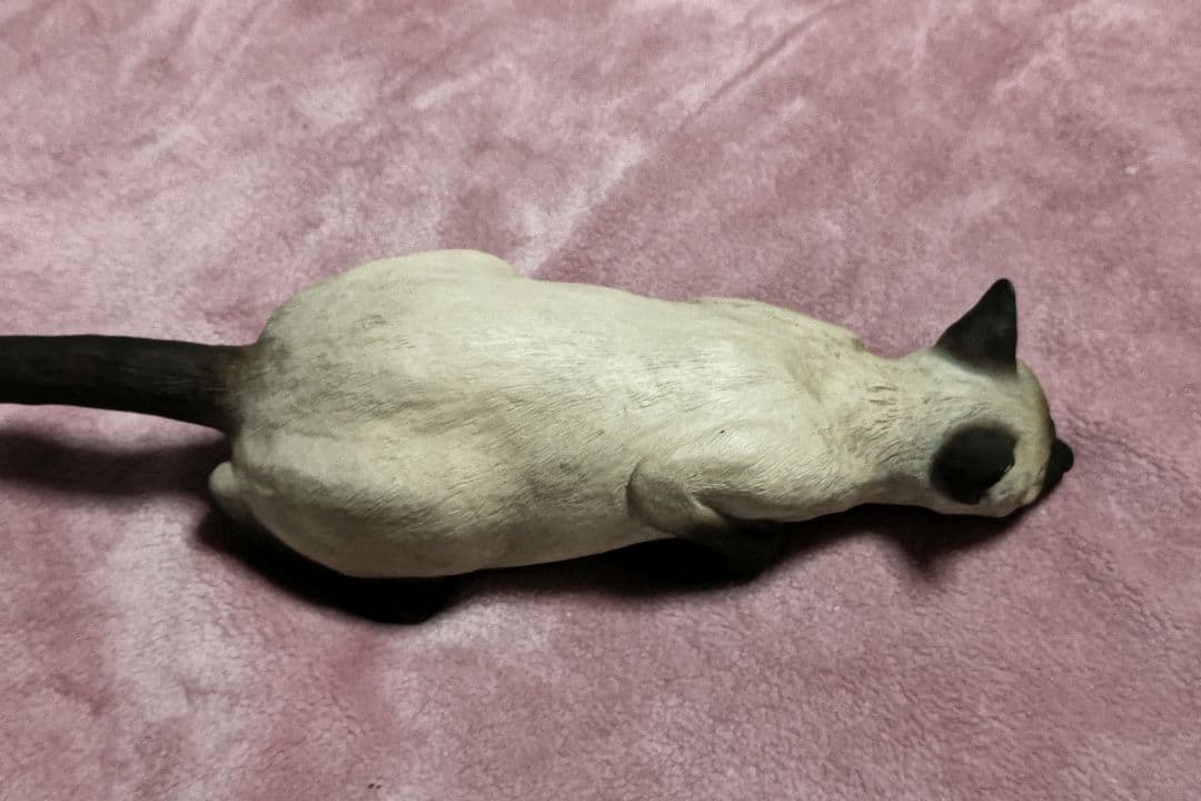 陶器製シャム猫