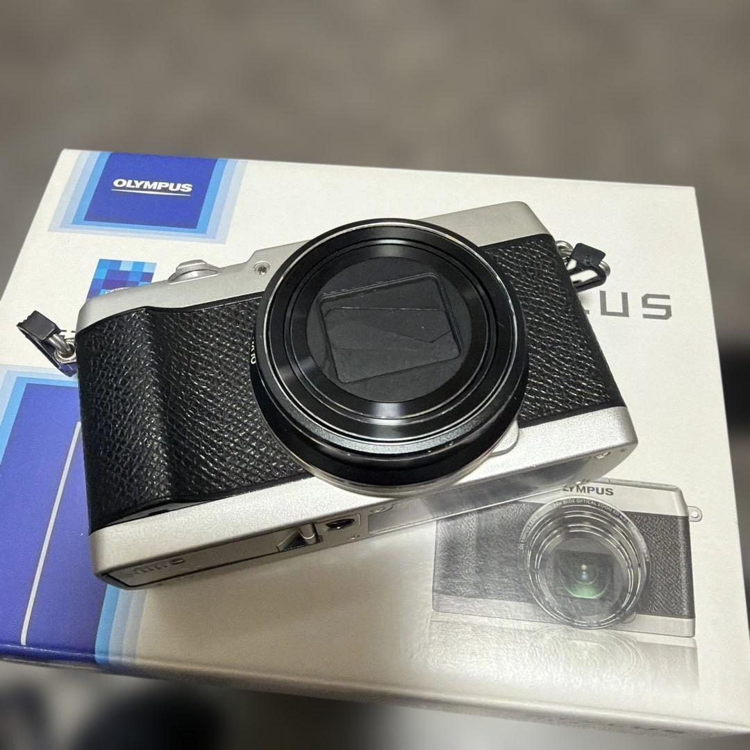 OLYMPUS STYLUS SH-3　コンパクトデジタルカメラ