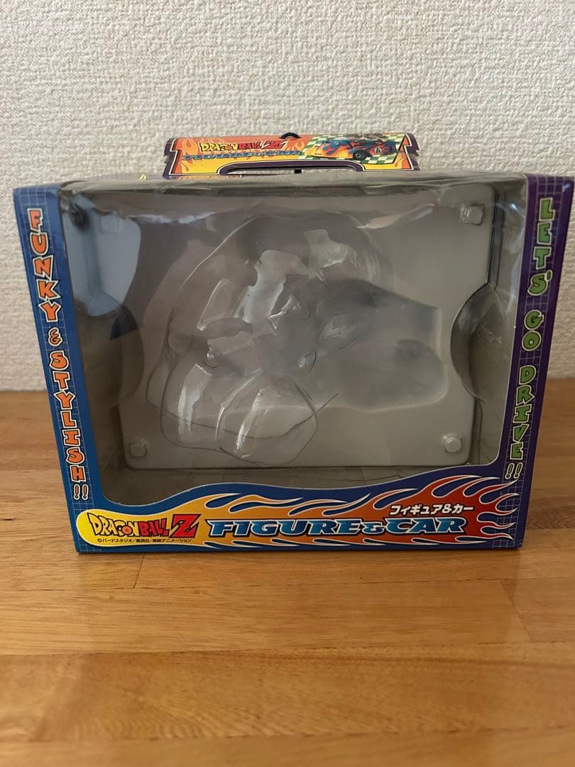 ドラゴンボールＺ　フィギュア&カー　フィギュア　悟空　悟天　FIGURE&CAR