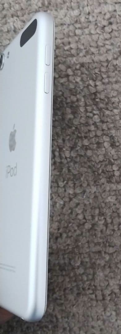 とっしー様Apple iPod Touch 第7世代32GB シルバー