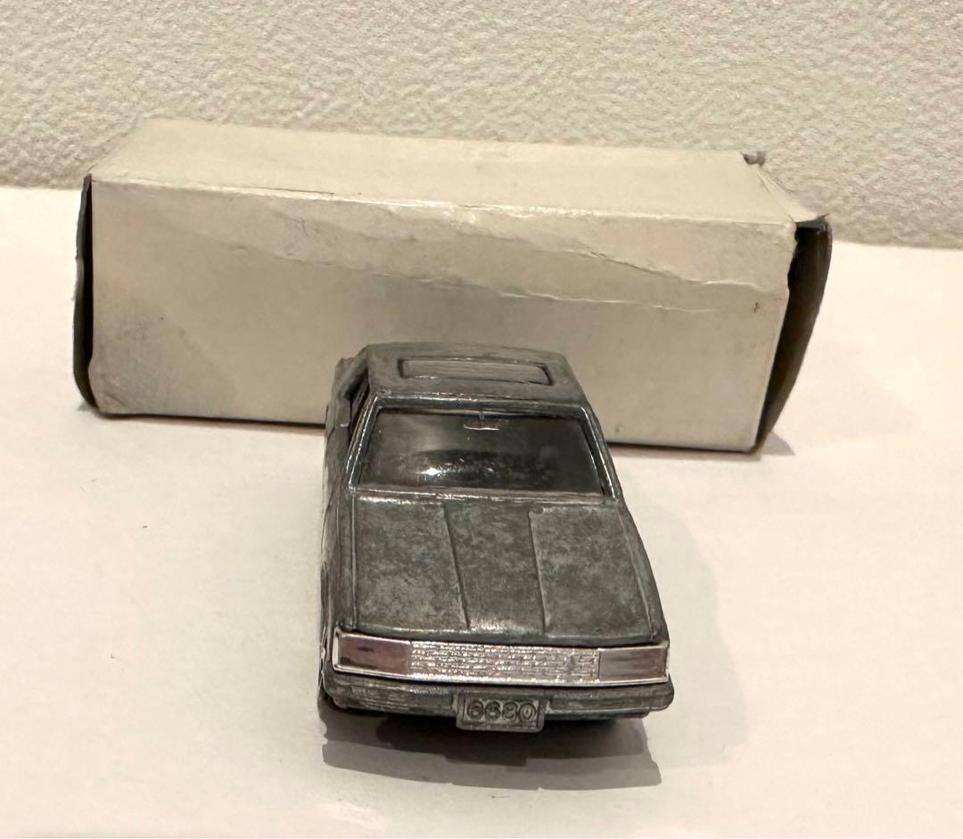 トミカ 日本製 無塗装 ニッサン スカイライン