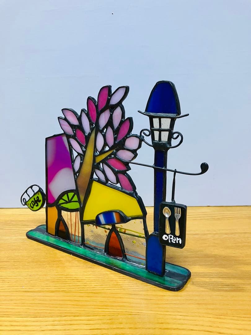 ステンドグラス　桜の木の下のcafe＆restaurant 他