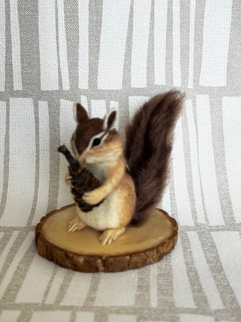 ほっぺぷっくりシマリス　羊毛フェルト