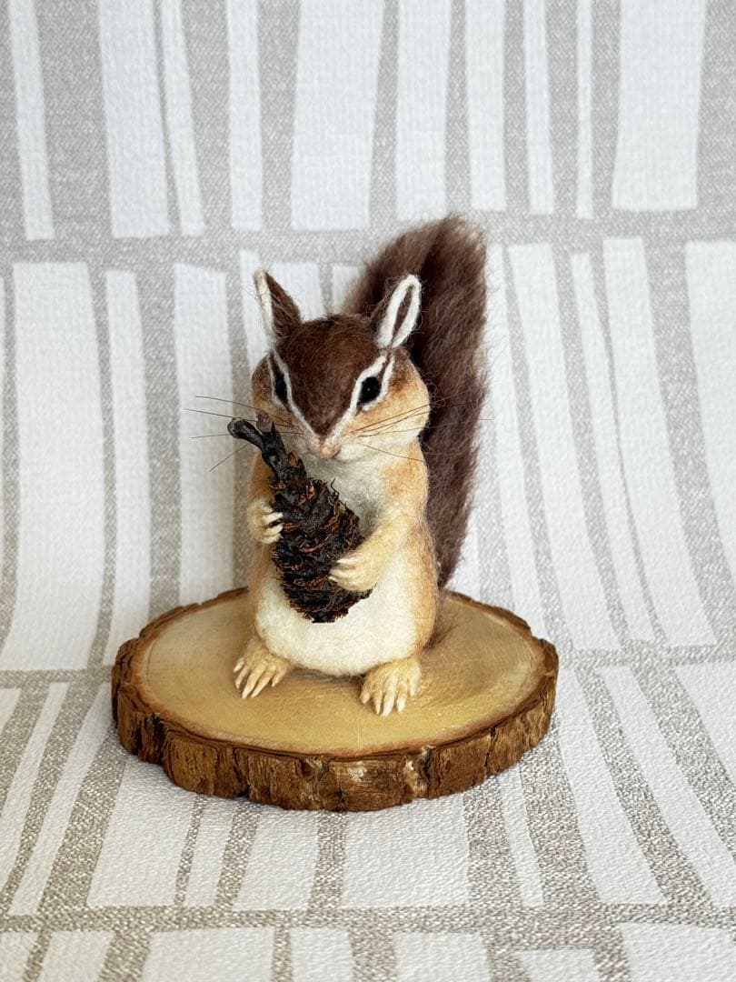 ほっぺぷっくりシマリス　羊毛フェルト