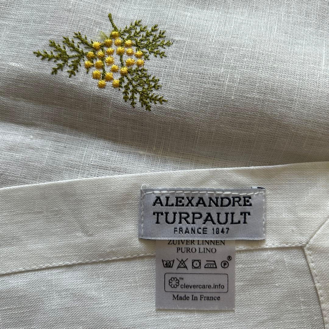 アレクサンドルチュルポー　ヴェーギャロン　ミモザ柄　テーブルランナー50×150