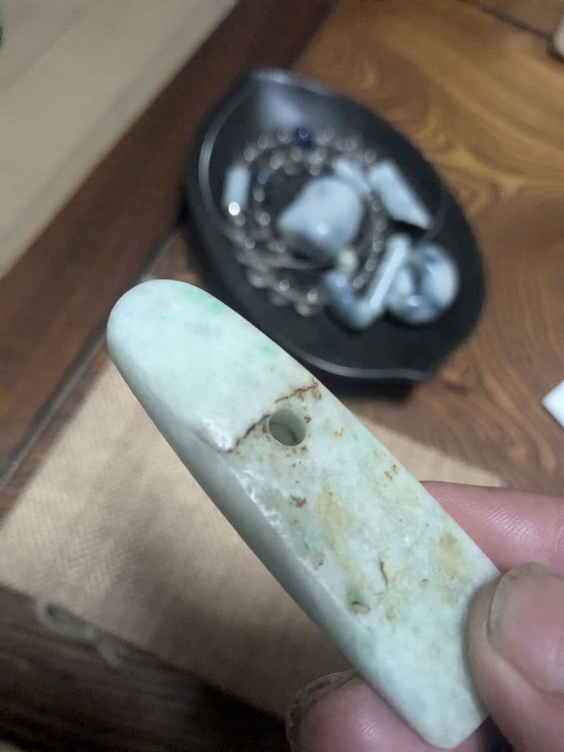 糸魚川翡翠の大珠♦　未完の大珠…縄文ラプソディ