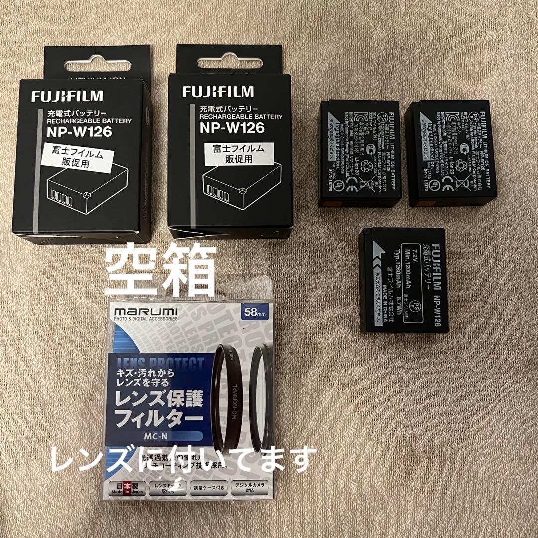 【美品】FUJIFILM X-A2ダブルズームレンズキット