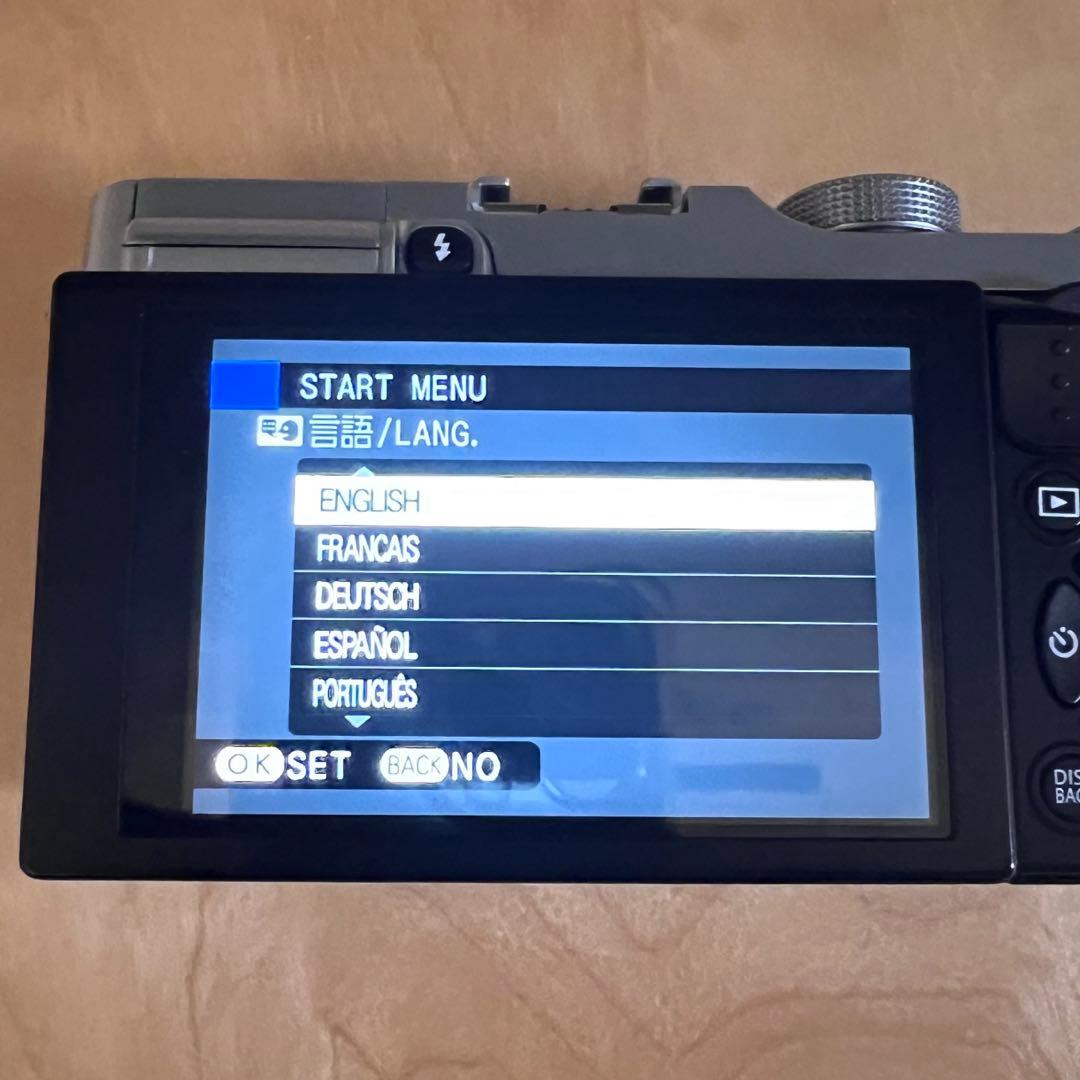 【美品】FUJIFILM X-A2ダブルズームレンズキット